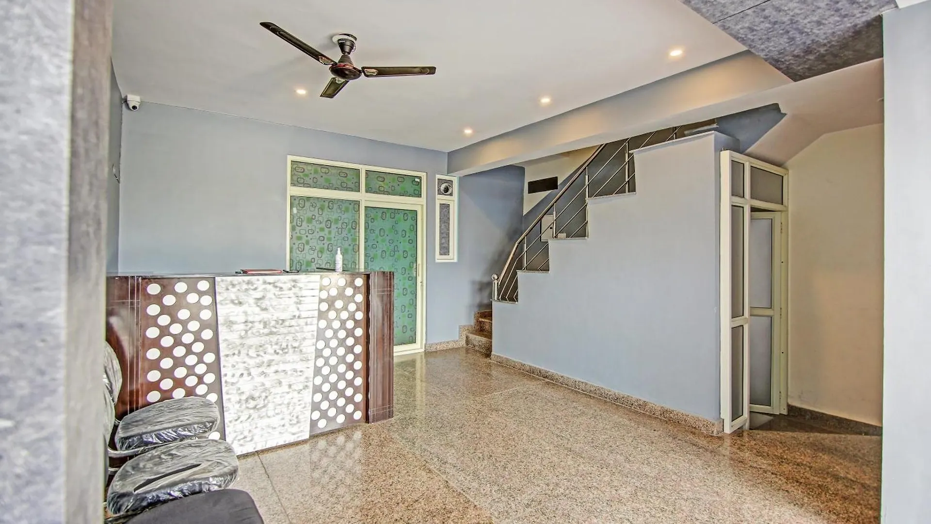 Hotel O Rising Stay Hotel Gurgaon