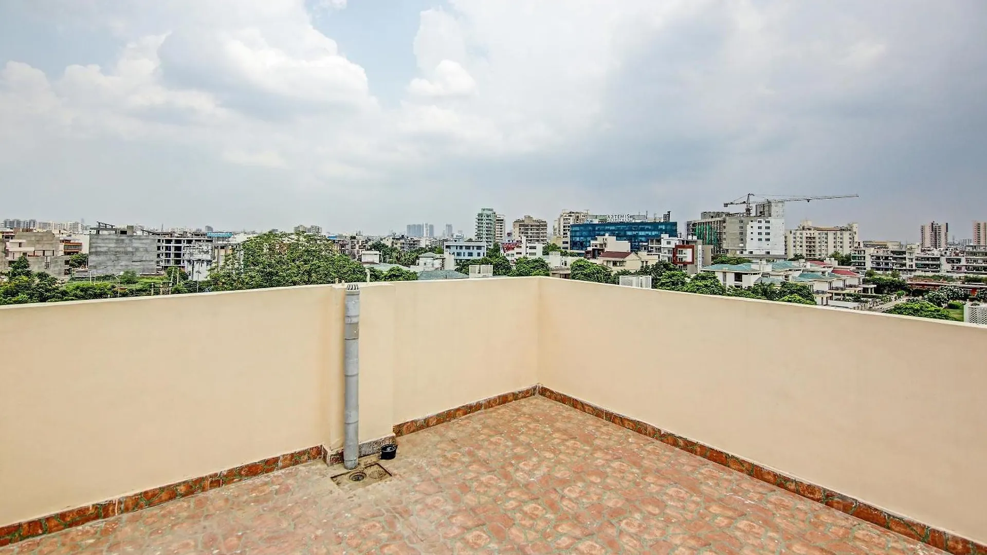 Hotel O Rising Stay Hotel Gurgaon